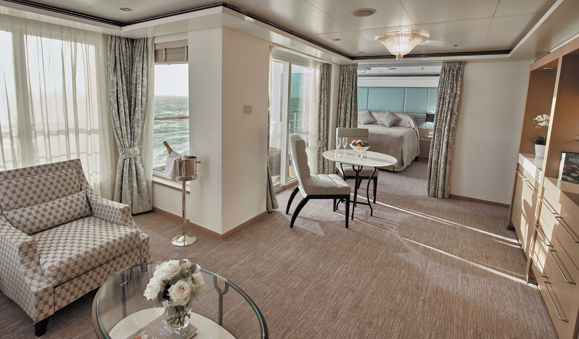 MyCruise Regent-Seven-Seas-Cruises Seven-Seas-Voyager Kahytter Suite VS2